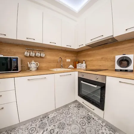 Pearl Life - No Window